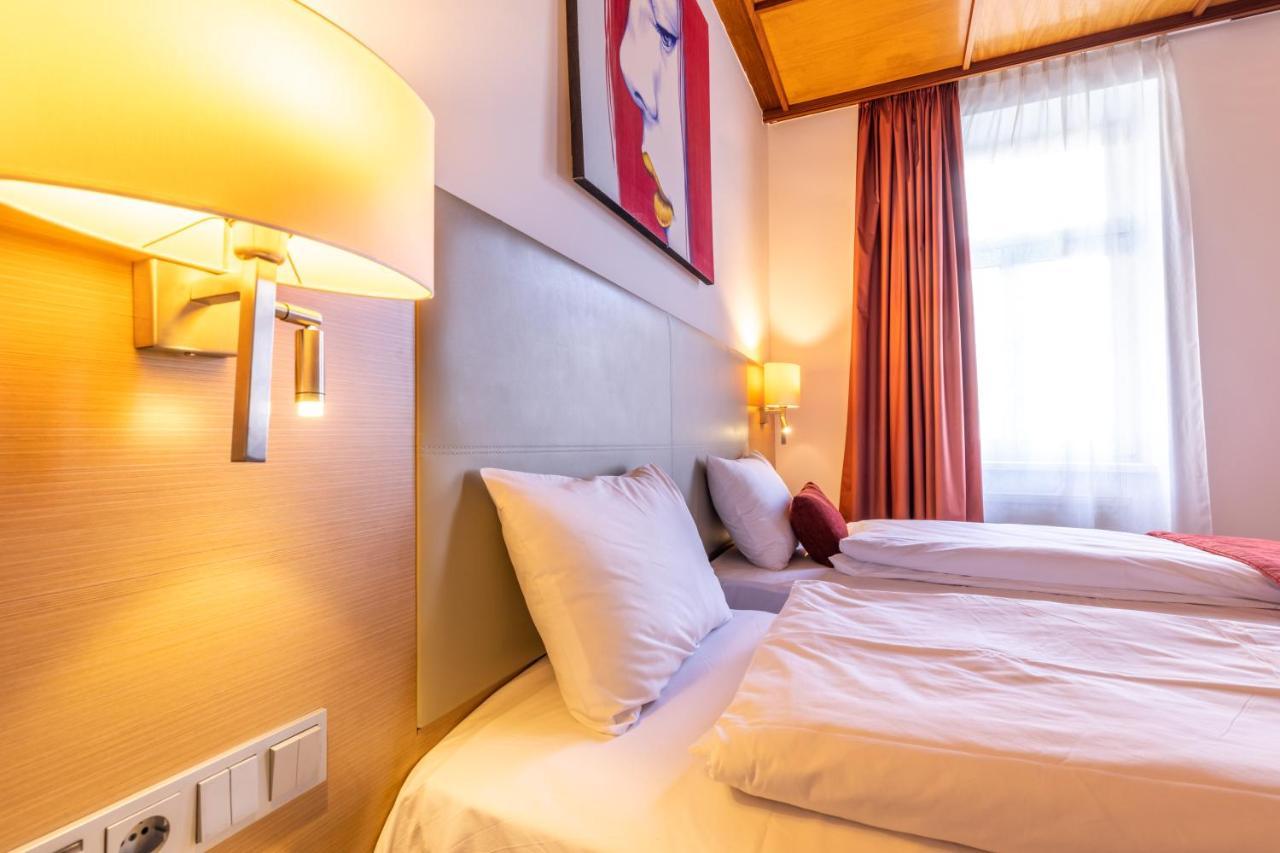 Apartament Hallo Nr 9 *