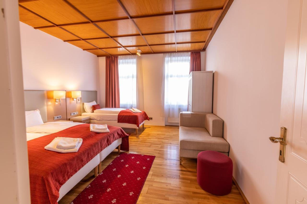 Hallo Nr 9 Apartment